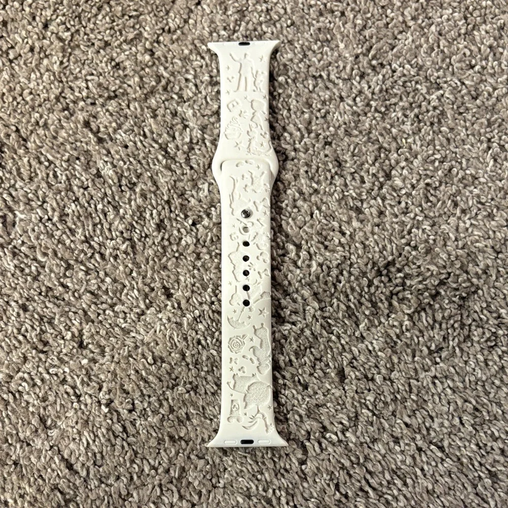 White Embossed Silicone Wristband for Smartwatch
